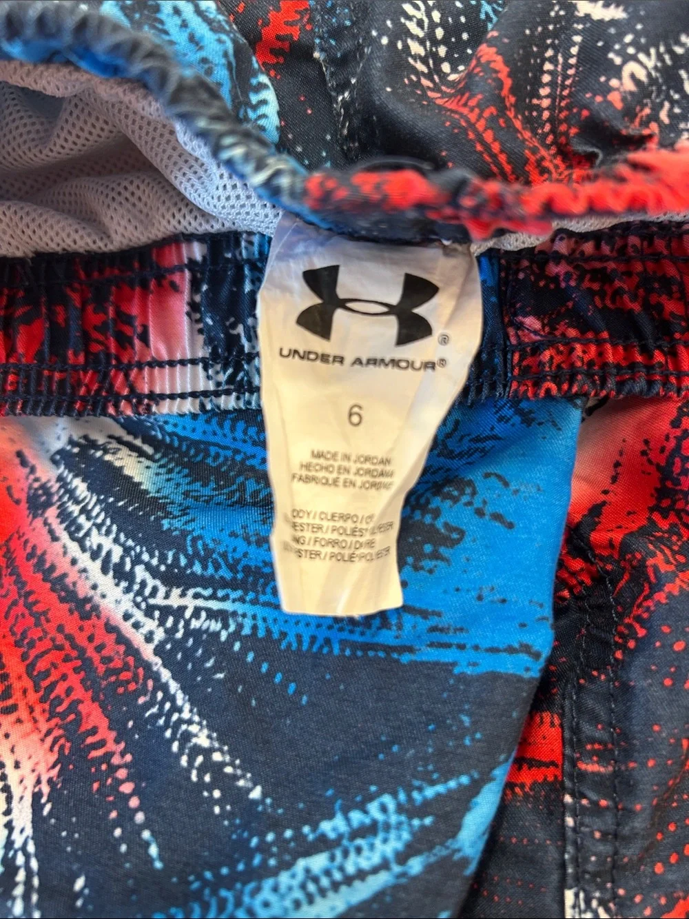 Boys size 6 Under Armour Red, Blue & White Graphic Swim Trunks